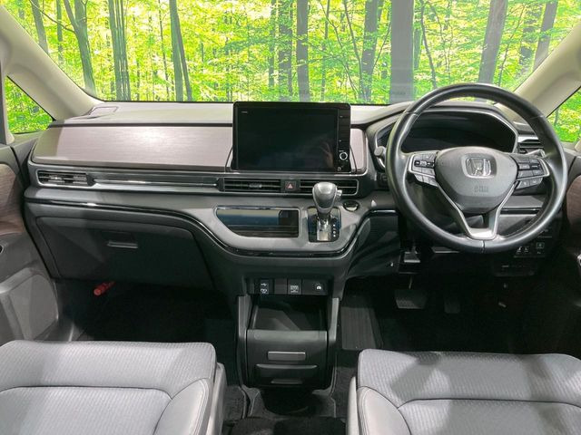 オデッセイ2.0 e:HEV アブソルート EX