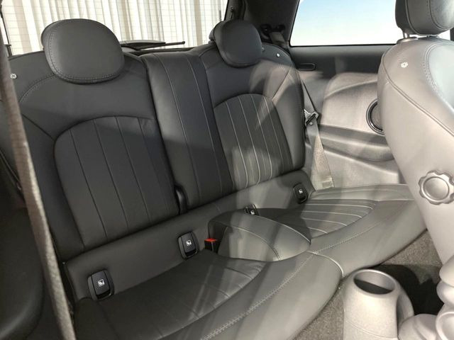 ���㕔���Ȃ��C�ɂȂ�悤�ȃL�Y�E�����ւ��蓙�A�傫�ȃ_���[�W�͂Ȃ��A�ǍD�ȏ�Ԃł��B