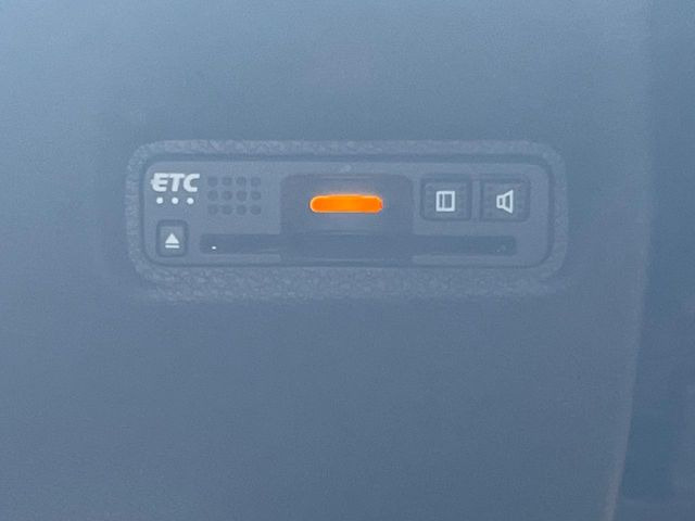 【ETC】高速道路の料金所をストレスなく通過!話題のスポットやサービスエリアに多い「スマートIC」利用時は必須のアイテムです。当店でセットアップを実施、ご納車当日からすぐにご利用いただけます!