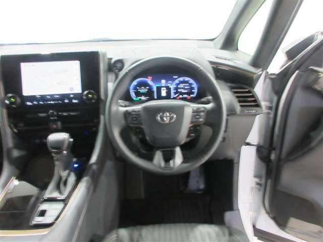 アルファードハイブリッド 2.5 X E-Four 4WD