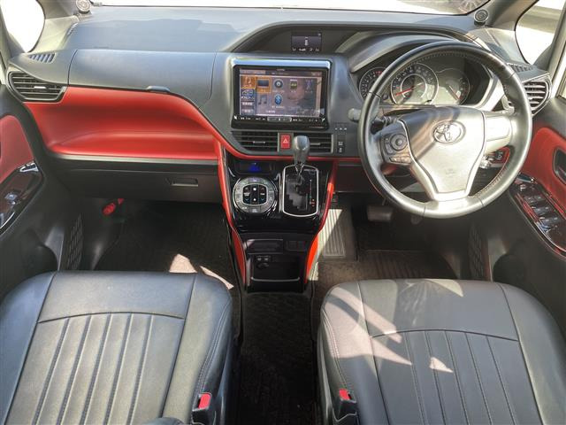 ヴォクシー2.0 ZS
