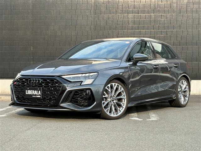RS3スポーツバック2.5 4WD