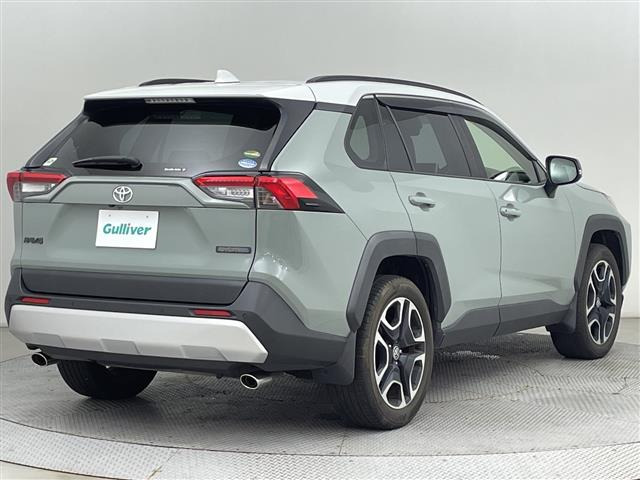 RAV42.0 アドベンチャー 4WD