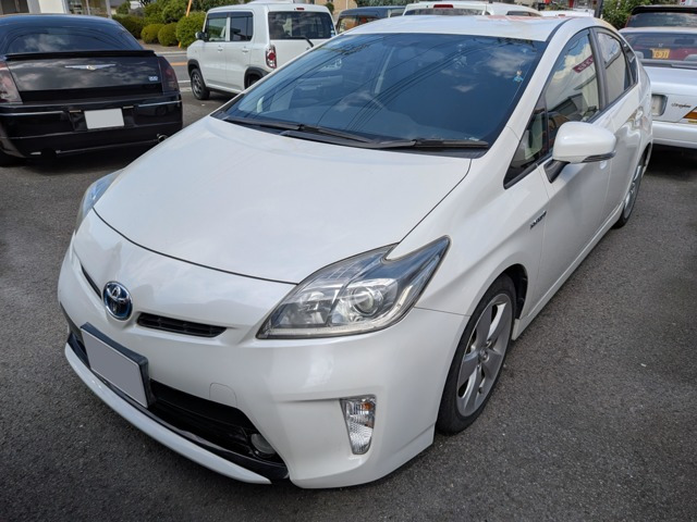 プリウス1.8 S