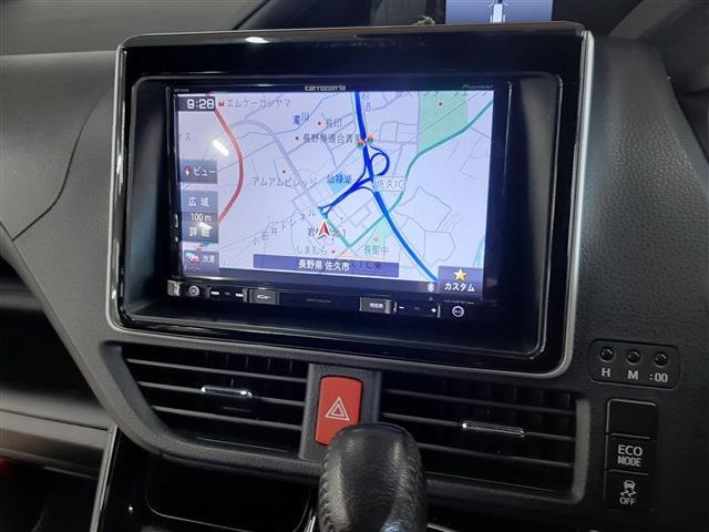 ヴォクシー2.0 ZS 4WD