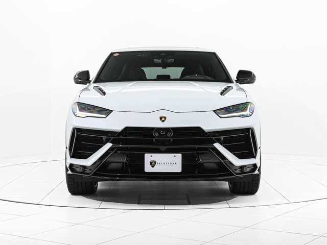ウルスS 4WD