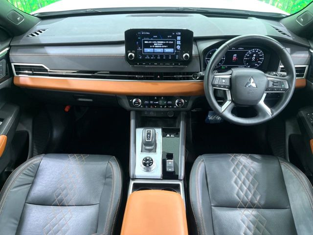 アウトランダーPHEV 2.4 P 4WD