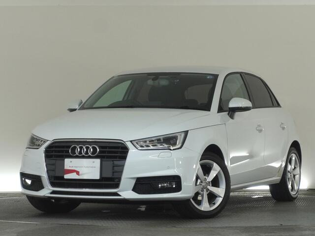 A1スポーツバック1.0 TFSI スポーツ