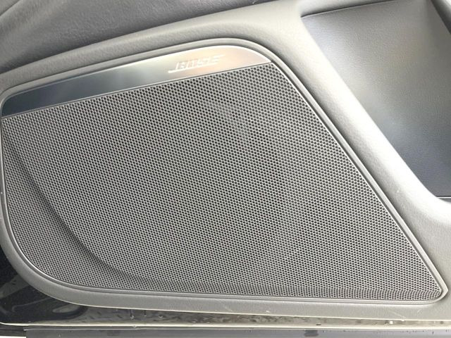 ��BOSE�T���E���h�V�X�e��:���f�����ɍœK�Ȓ������{���ꂽ�A�l�C�̃T�E���h�V�X�e���ł��B�ʏ�̃X�s�[�J�[�Ɣ�r���Ă����̍L���肪�������܂��B���񂲗��X�̏ゲ�̊����������B