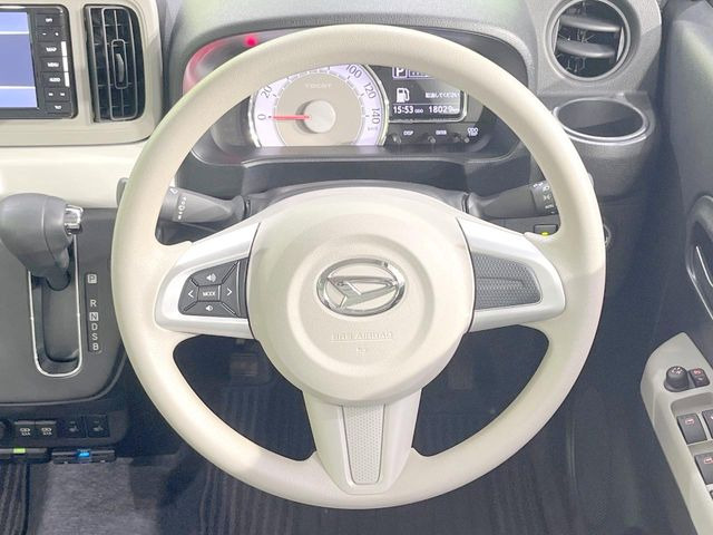�y�X�e�A�����O�X�C�b�`�z�^�]���A�O������ڐ������炷���ƂȂ��A�I�[�f�B�I���̑��삪�\�ȕ֗��@�\!���S&���K�ȃh���C�u�����o���Ă���܂���