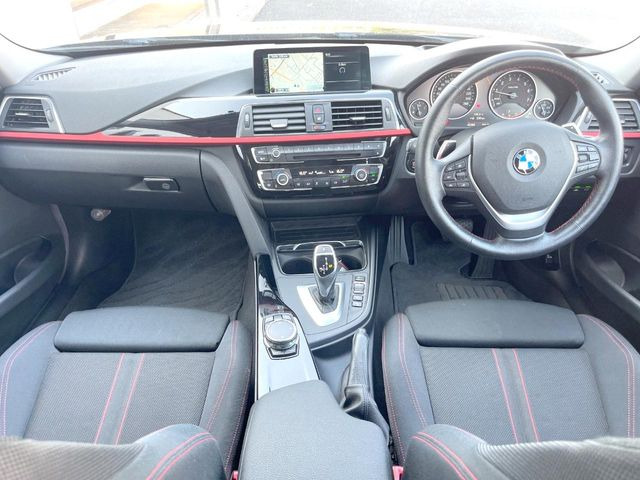 3シリーズツーリング320i xドライブ スポーツ 4WD