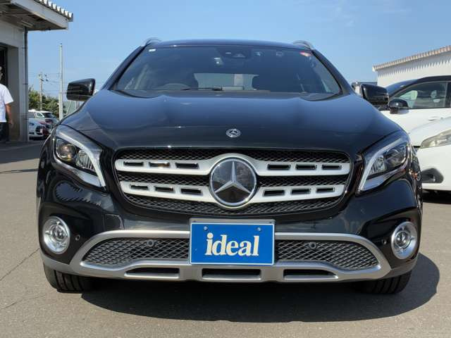 GLAクラスGLA220 4マチック 4WD