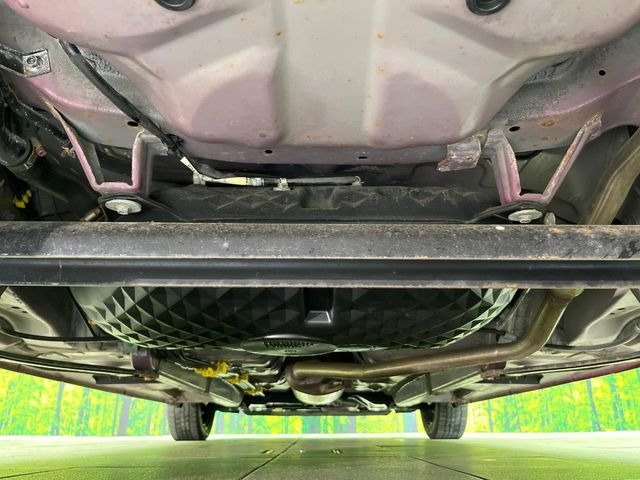 下回りがきれいなうちに、防錆加工の施工がオススメ。降雪地域はもちろん、沿岸部にお住いの方や、趣味でマリン・ウィンタースポーツをされる方に大変好評いただいております。