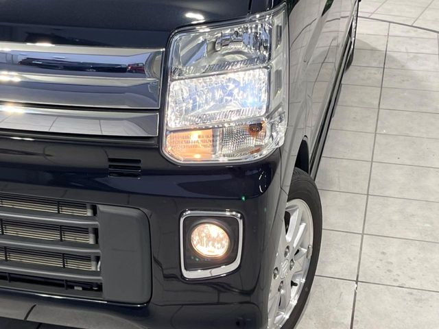 �yLED�w�b�h���C�g�z���V����ԑ��s�����ǍD�Ȏ��E���m�ۂ����S���ĉ^�]�ł��鍂�P�xLED�w�b�h���C�g�𑕔�!�_�����x�������A����d�͂��}�����Ă��܂��B
