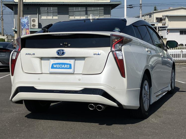 プリウス1.8 S セーフティ プラス