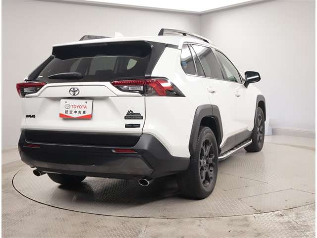 RAV42.0 アドベンチャー オフロードパッケージ 4WD