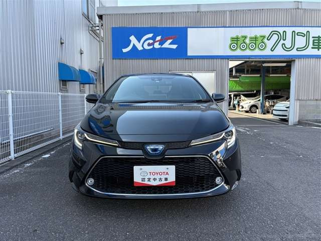 カローラツーリング1.8 ハイブリッド W×B