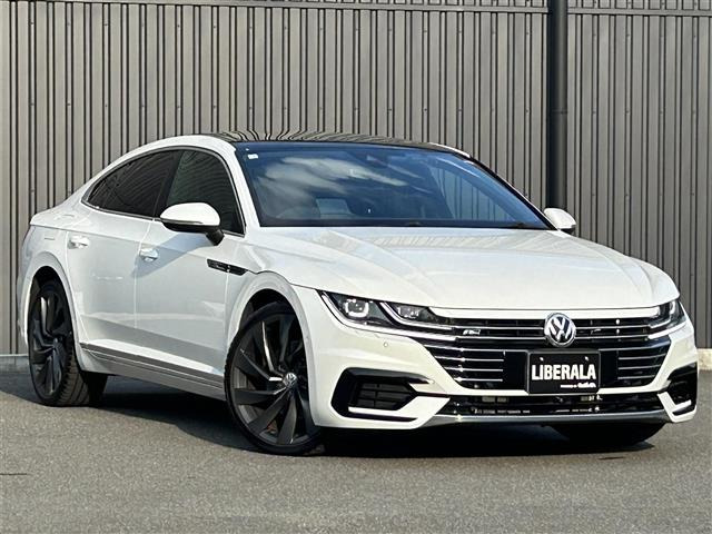 アルテオンRライン 4モーション アドバンス 4WD