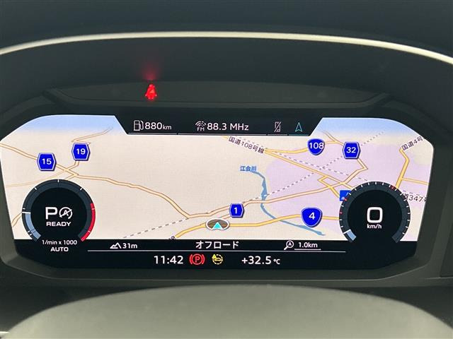 Q335 TDI クワトロ Sライン ディーゼル 4WD