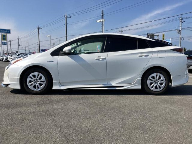 プリウス1.8 S セーフティ プラス
