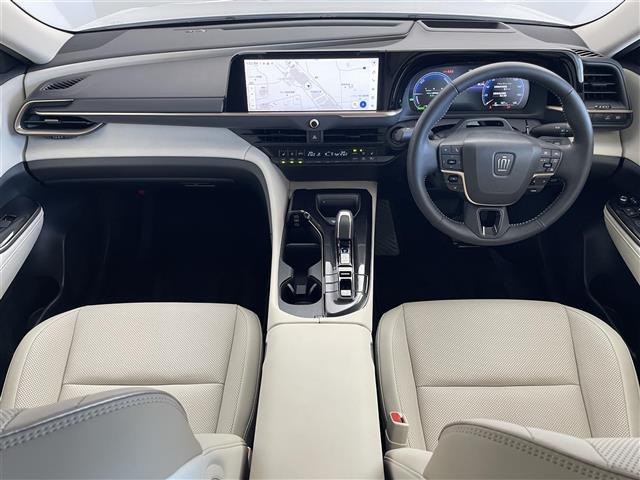 クラウンクロスオーバー2.5 Z E-Four 4WD
