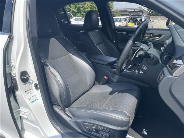 GS300h Fスポーツ