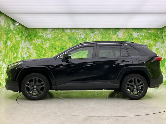 RAV42.5 ハイブリッド アドベンチャー E-Four 4WD