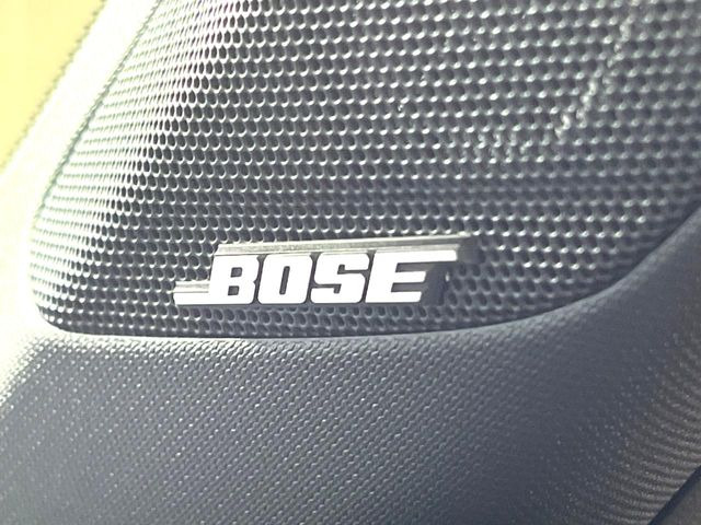 【BOSEサウンドシステム付き純正ナビ】充実のナビ機能はもちろん、高度なチューニング能力が搭載されており、高音質な音楽をお楽しみいただけます♪