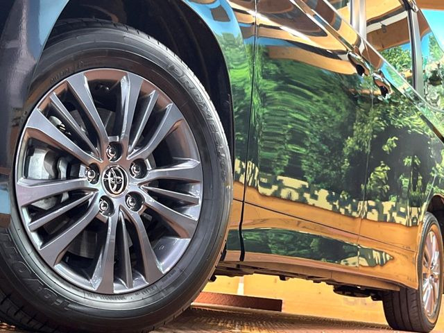 �y����16�C���`�A���~�z�C�[���z�O�ςɃ}�b�`���������A���~�z�C�[���𑕒����Ă���܂��B�e��ЊO�A���~�z�C�[����A�X�^�b�h���X�^�C�����戵�����Ă���܂��B���񂲑��k����������