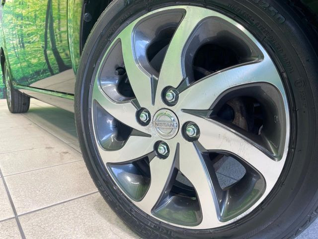 �y����14�C���`�A���~�z�C�[���z�O�ςɃ}�b�`���������A���~�z�C�[���𑕒����Ă���܂��B�e��ЊO�A���~�z�C�[����A�X�^�b�h���X�^�C�����戵�����Ă���܂��B���񂲑��k����������