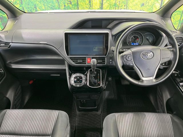 ヴォクシー2.0 ZS
