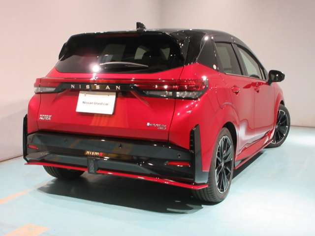 ノートオーラ1.2 NISMO チューンド e-POWER 4WD