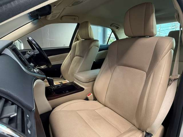 �^�]�Ȃ��L�X�Ƃ��Ă���^�]���₷�������������Ă��܂��������N���[�j���O�����{�ς݂ł��B