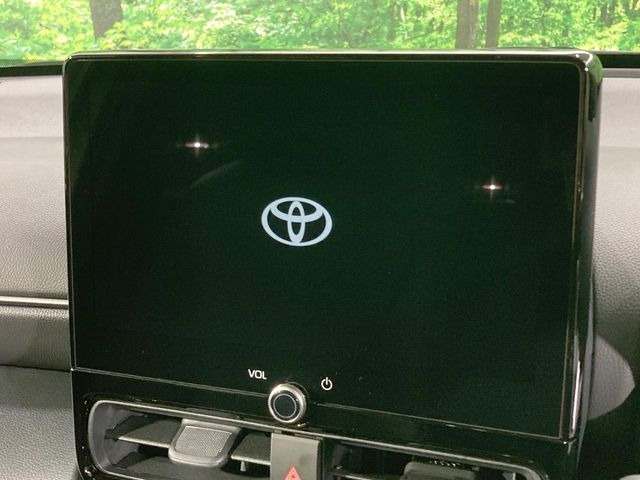 �y10.5�C���` �f�B�X�v���C�I�[�f�B�I�z���ʂ̃f�B�X�v���C��AppleCarPlay��AndroidAuto�����p�\�B�傫�ȉ�ʂŃX�}�z�i�r�A�v���������p���������܂���