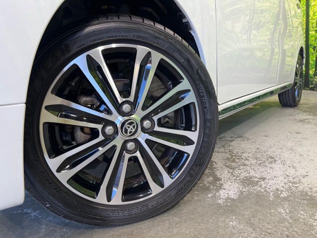 �y����15�C���`�A���~�z�C�[���z�O�ςɃ}�b�`���������A���~�z�C�[���𑕒����Ă���܂��B�e��ЊO�A���~�z�C�[����A�X�^�b�h���X�^�C�����戵�����Ă���܂��B���񂲑��k����������