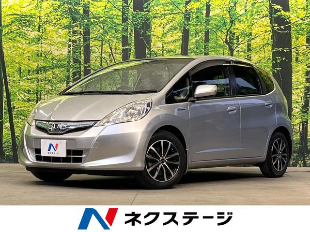 フィットハイブリッド1.3 スマートセレクション ファインスタイル