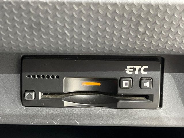 【ETC】高速道路の料金所をストレスなく通過!話題のスポットやサービスエリアに多い「スマートIC」利用時は必須のアイテムです。当店でセットアップを実施、ご納車当日からすぐにご利用いただけます!