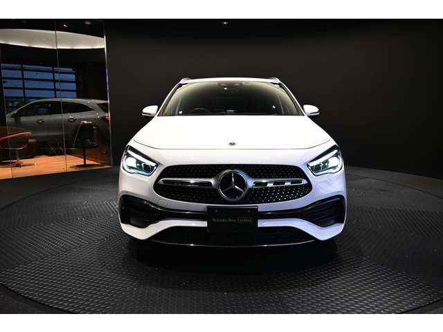GLAクラスGLA180 AMGラインパッケージ