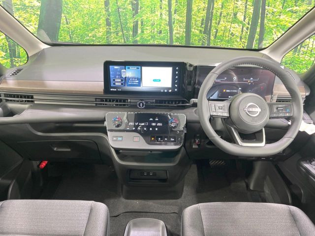 セレナ1.4 e-POWER ハイウェイスターV
