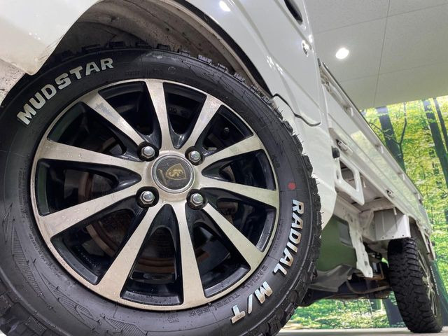 �y13�C���`�A���~�z�C�[���z�O�ςɃ}�b�`�����A���~�z�C�[���𑕒����Ă���܂��B�e��A���~�z�C�[����A�X�^�b�h���X�^�C�����戵�����Ă���܂��B���񂲑��k����������