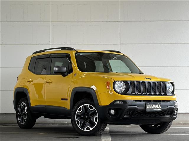 レネゲードトレイルホーク 4WD