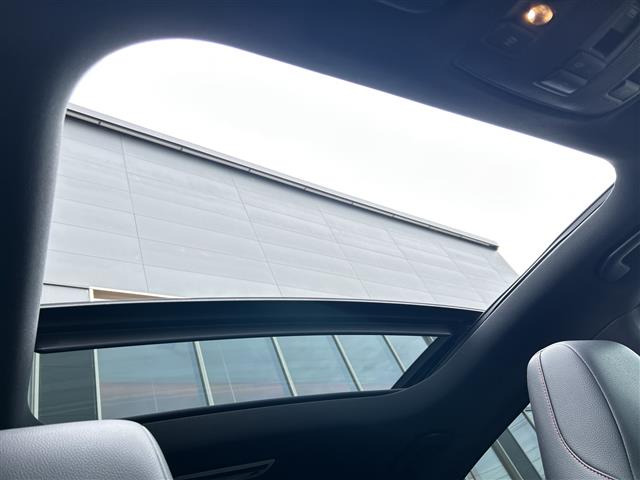 CLAシューティングブレークCLA250 4マチック 4WD