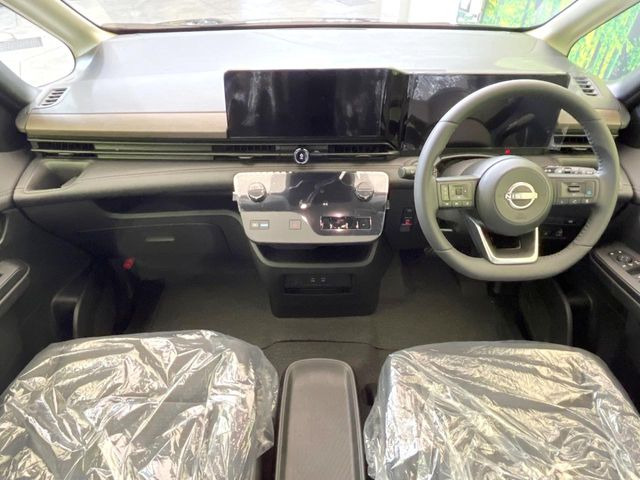 セレナ1.4 e-POWER ハイウェイスターV