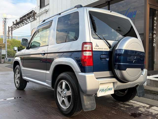 パジェロミニエクシード 4WD