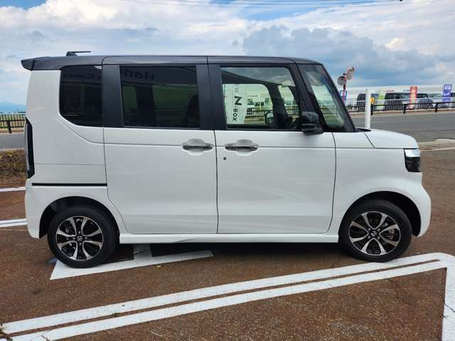 N-BOXカスタムコーディネートスタイル 2トーン 4WD
