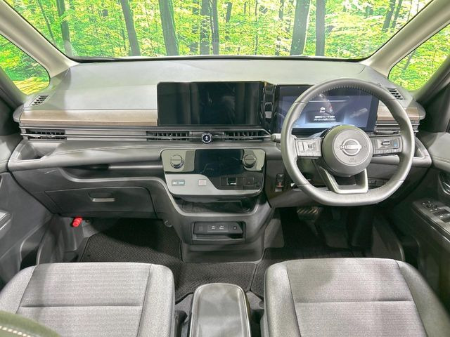 セレナ1.4 e-POWER ハイウェイスターV