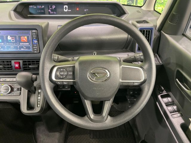 【ステアリングスイッチ】運転中、前方から目線をそらすことなく、オーディオ等の操作が可能な便利機能!安心&快適なドライブを演出してくれます♪