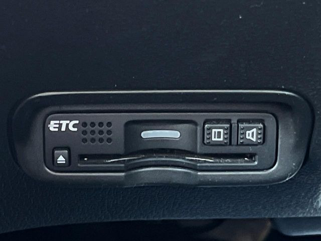 【ETC】高速道路の料金所をストレスなく通過!話題のスポットやサービスエリアに多い「スマートIC」利用時は必須のアイテムです。当店でセットアップを実施、ご納車当日からすぐにご利用いただけます!