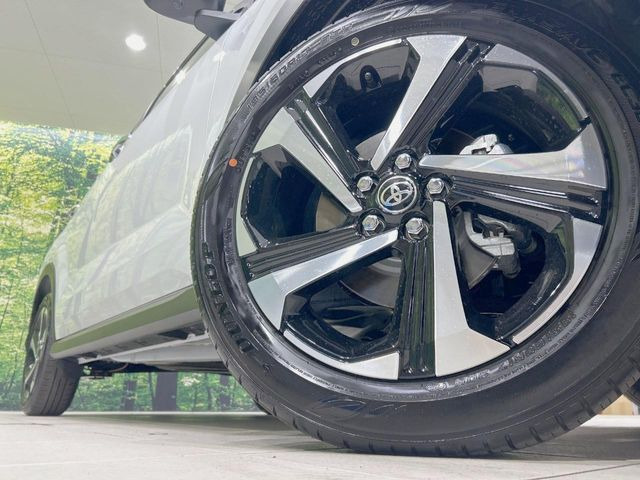 �y����17�C���`�A���~�z�C�[���z�O�ςɃ}�b�`���������A���~�z�C�[���𑕒����Ă���܂��B�e��ЊO�A���~�z�C�[����A�X�^�b�h���X�^�C�����戵�����Ă���܂��B���񂲑��k����������