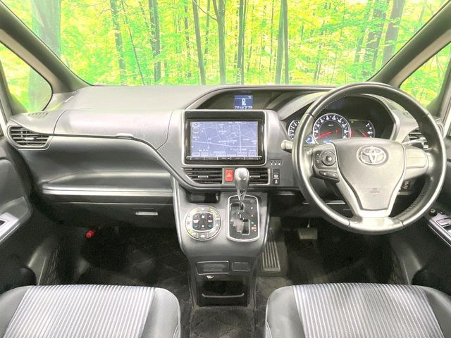 ヴォクシー2.0 ZS 煌